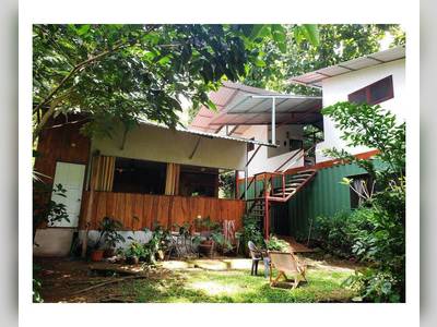 House · For sale · 5 bedrooms