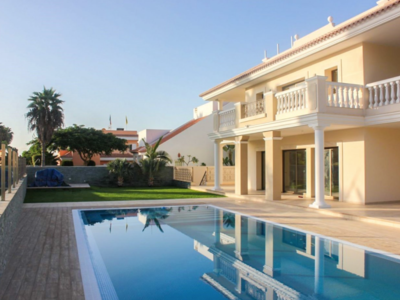 House · For sale · 5 bedrooms