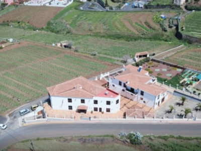 House · For sale · 10 bedrooms