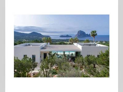 House · For sale · 4 bedrooms