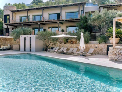 House · For sale · 8 bedrooms