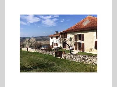 House · For sale · 4 bedrooms