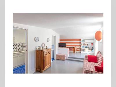 House · For sale · 5 bedrooms