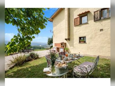 House · For sale · 9 bedrooms