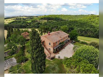 House · For sale · 9 bedrooms